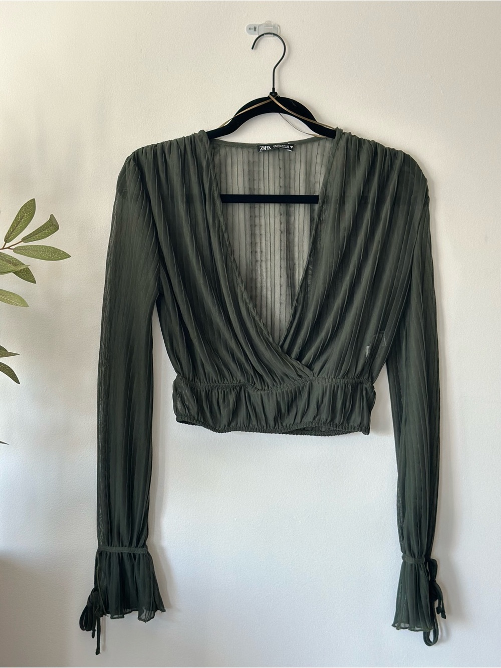 Flowy, Sheer Top, Size Small